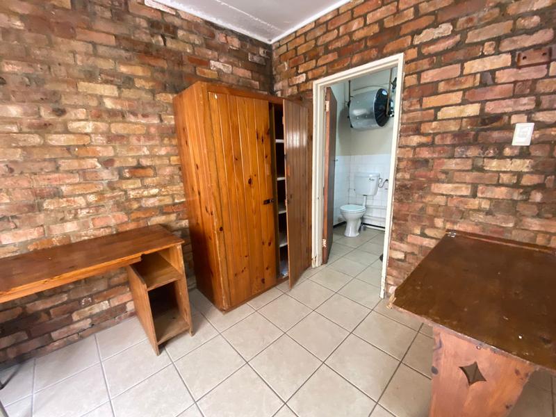 To Let 1 Bedroom Property for Rent in Grahamstown Central Eastern Cape